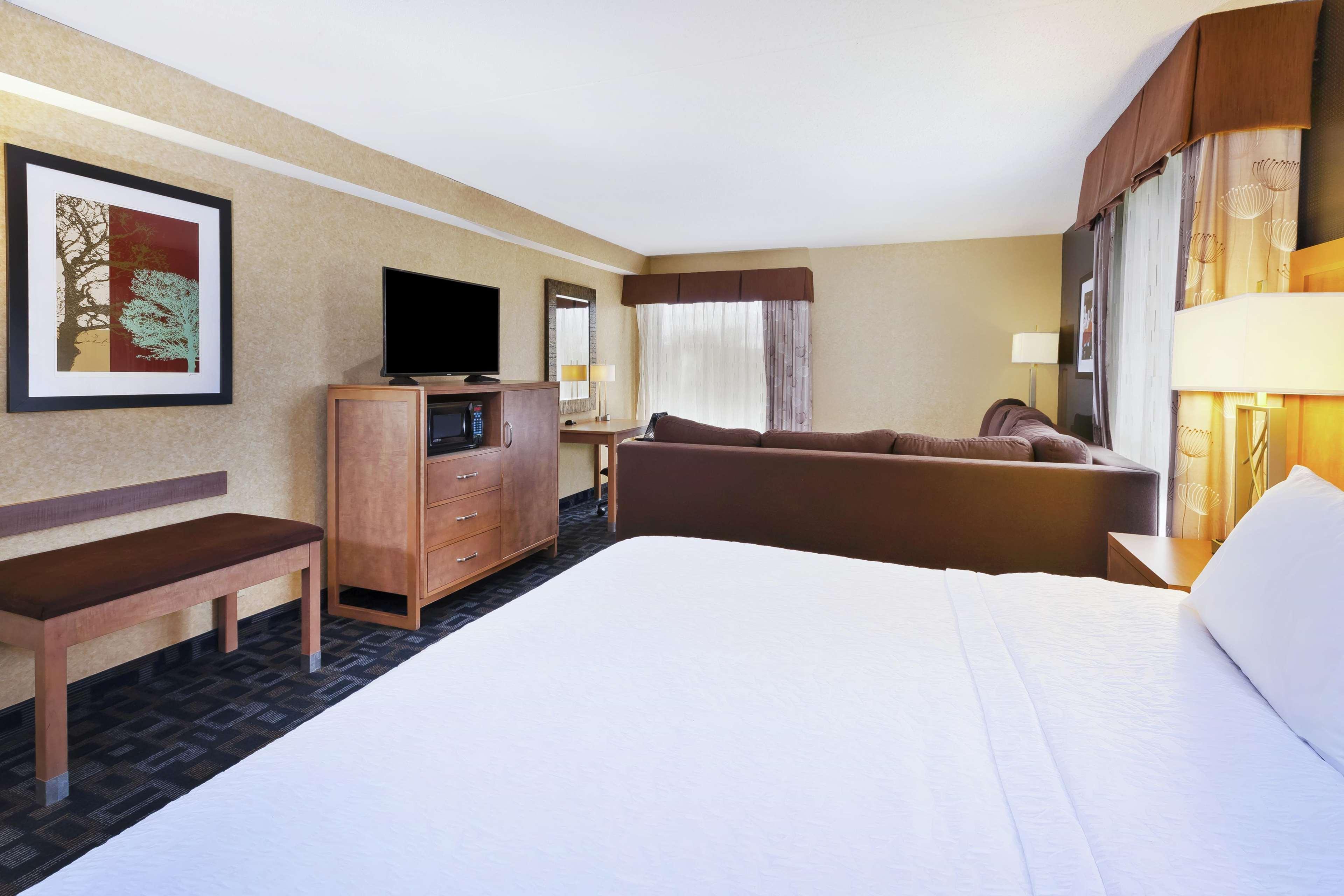 Hampton Inn Clinton Eksteriør bilde